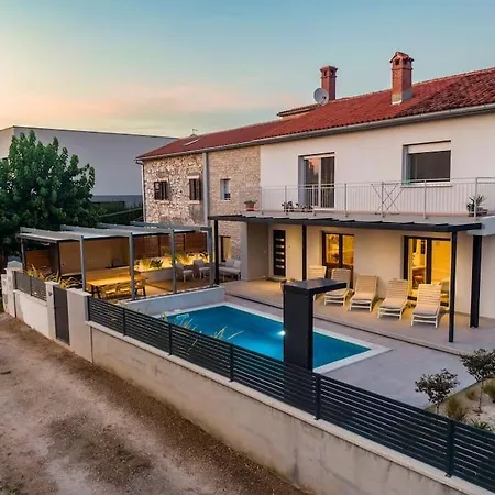 Apartamento The Light On The Hill - 80m2 Luxury With Private Pool Vinkuran